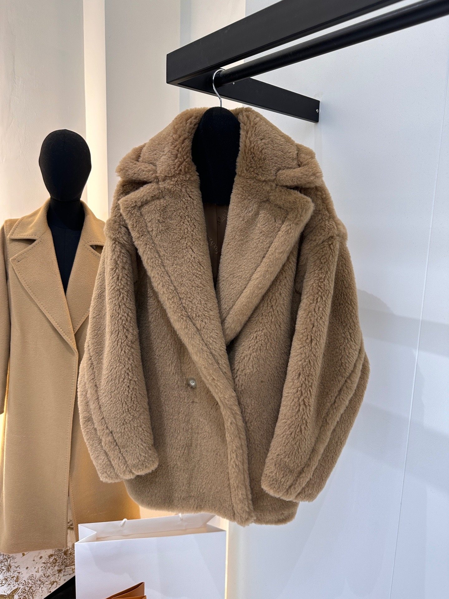 Cappotto Corto Max in Pellicci - Wool Coat Peacoat recensione e prezzo
